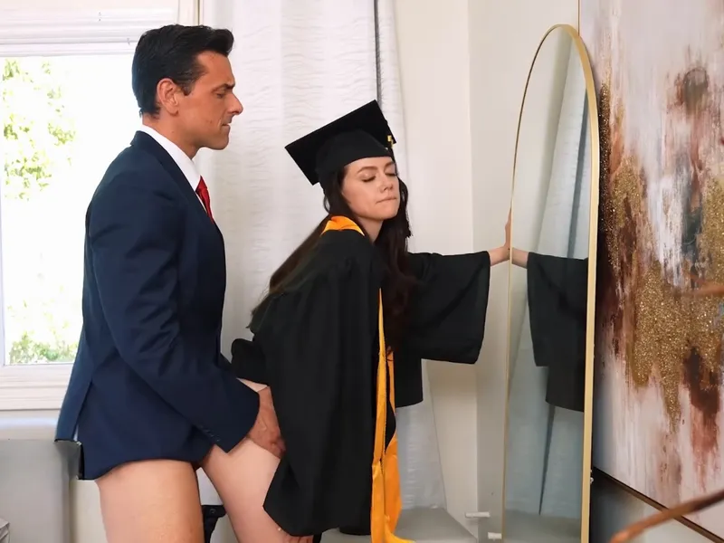 Cha dượng doggy bé ngoan sữa đặc rớt đầy sàn